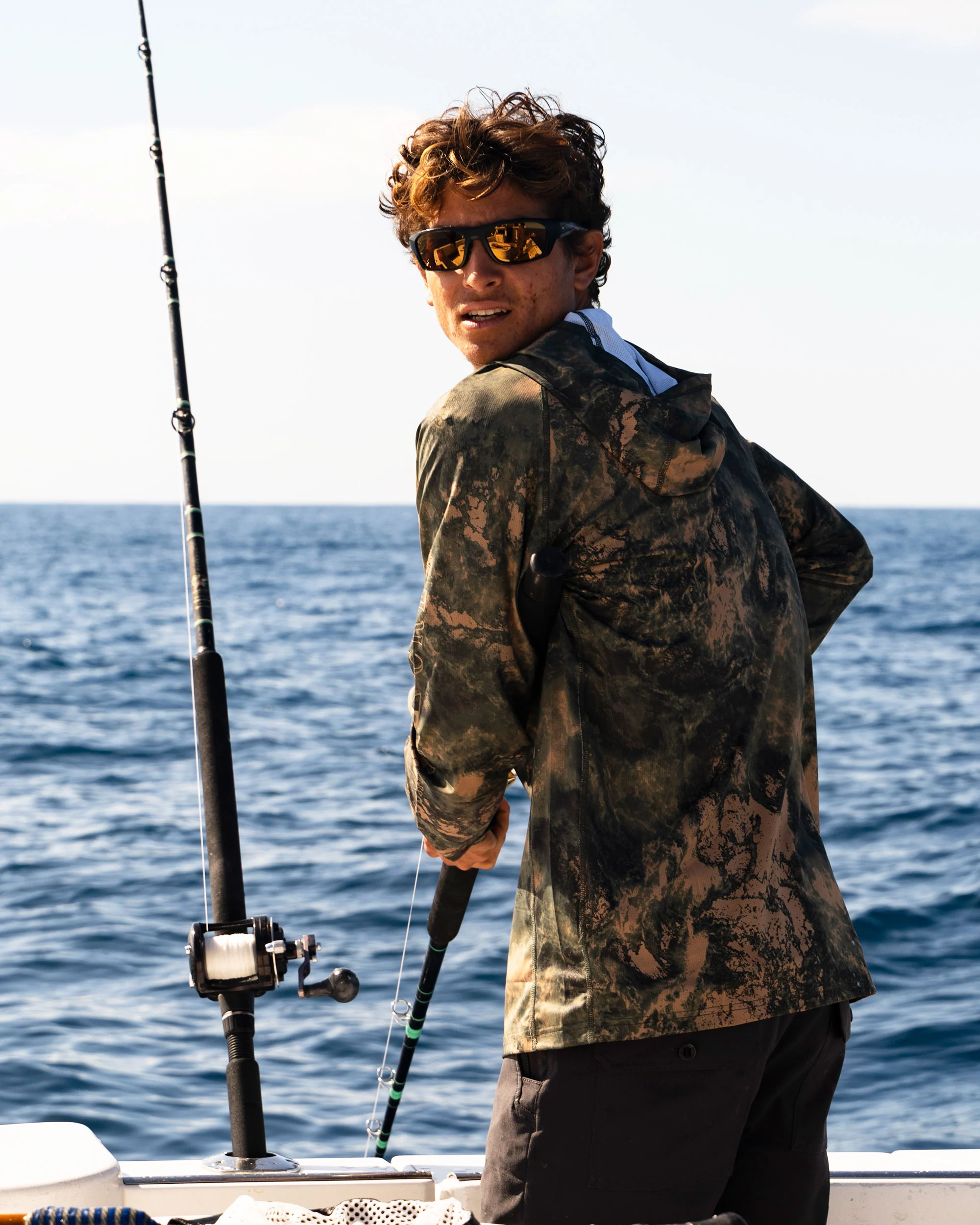 Apex Perforated Sunshirt Hoodie - Deep Forest - Image 3