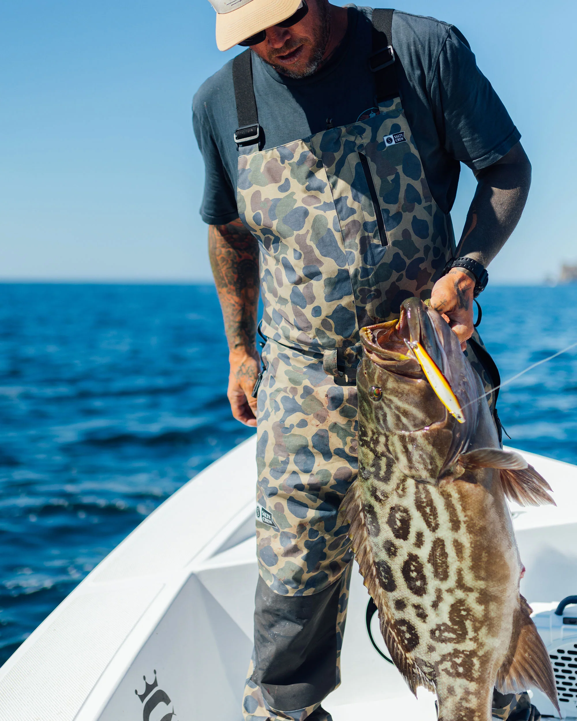 Long Range Tech Bib - Sand Camo - Image 5